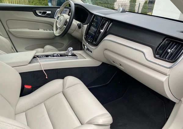 Volvo XC 60 cena 129900 przebieg: 100000, rok produkcji 2018 z Sulejówek małe 191